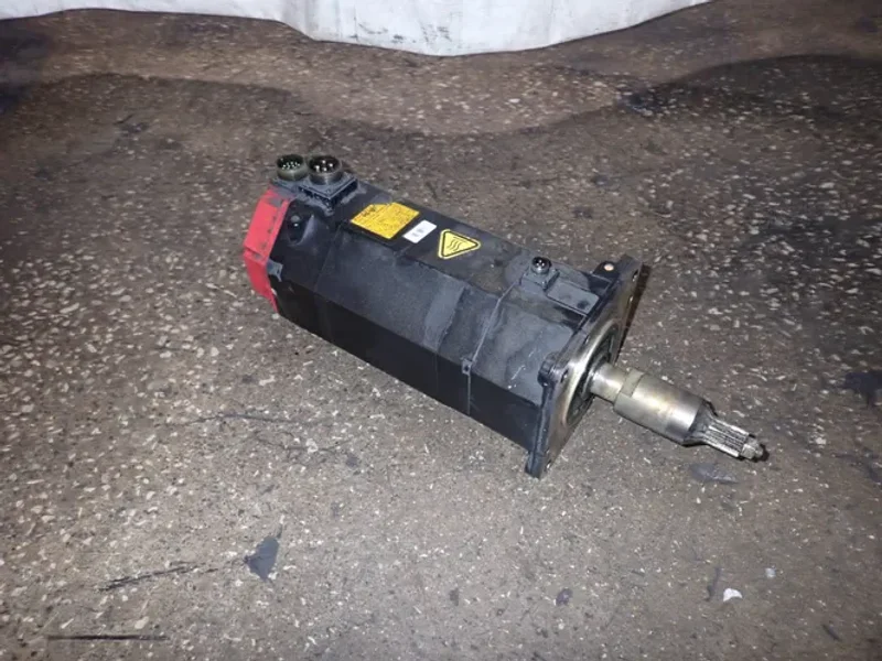 FANUC 3.8 KW SERVO MOTOR   -  AM30/3000 / A06B-0166-B675#00