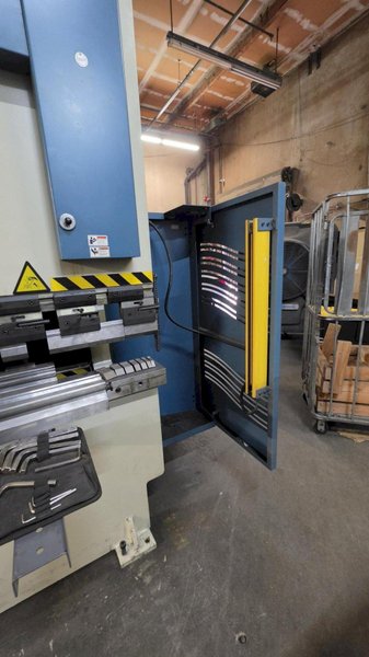 135 Ton x 10.5′ Baileigh PPTK 135/30 Hydraulic Press Brake, 2017 – Backgauge