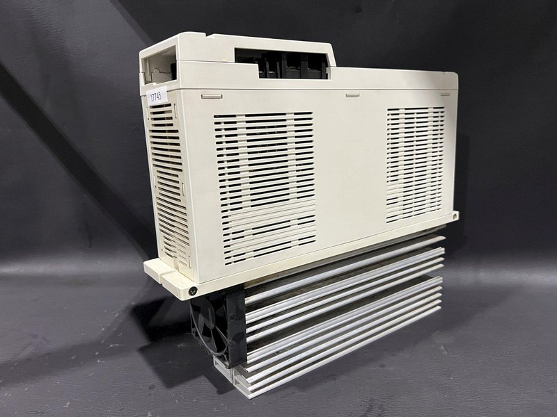 Mitsubishi CNC Spindle Drive Unit AC200V MDS-B-V2-4520 MDSBV24520