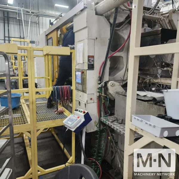 720 TON 126 OZ TOSHIBA MODEL ISGT720V21-59B  INJECTION MOLDING MACHINE MFG 2003