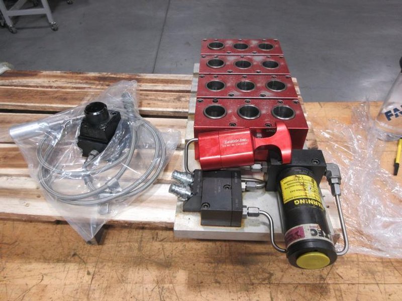 Lexair 5C 4 - Tri-Grip Collet Closer Mounted On Fixture W/ Open/Close Valve &amp; Hytec 5000PSI Pump- Auction Item