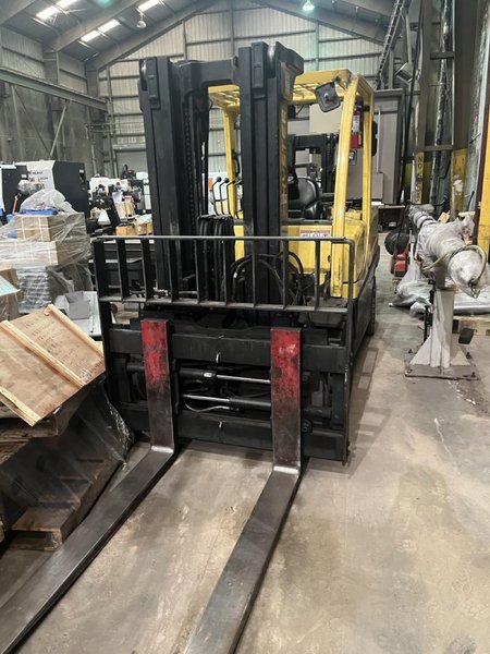 Hyster H120FT 12,000 lb Pneumatic Diesel Forklift, 2020 – 3-Stage Mast
