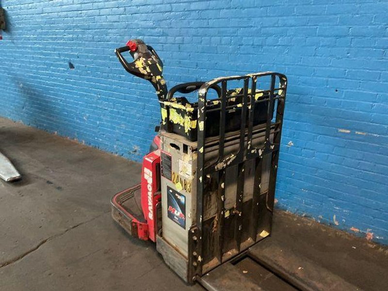 Raymond  8000 Lbs  Electric Pallet Jack  - 8410