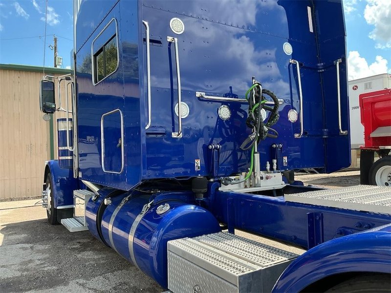 2024 Peterbilt 389 1XPXD49X1RD605420