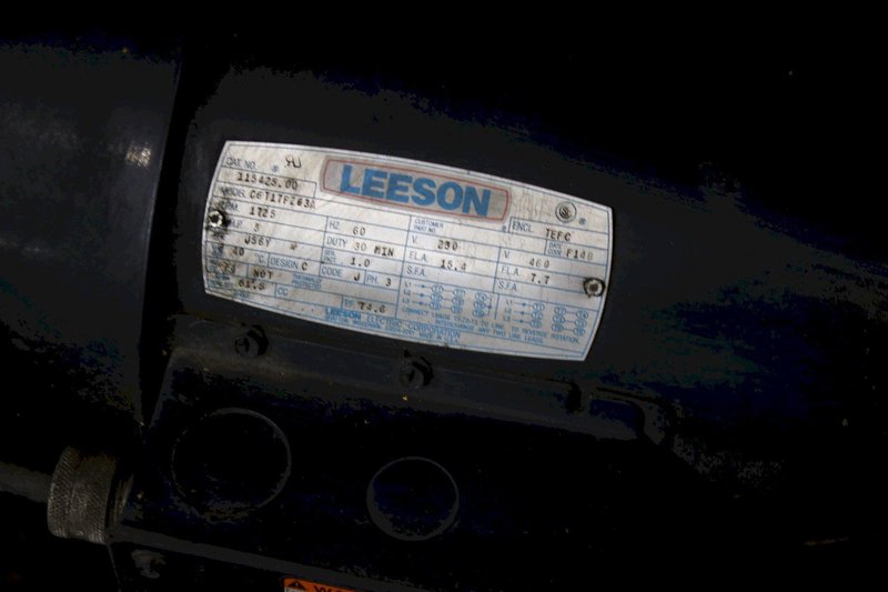 4000 LBS AIR TECHNICAL INDUSTRIES PACMAN TYPE UPENDER: STOCK #76417