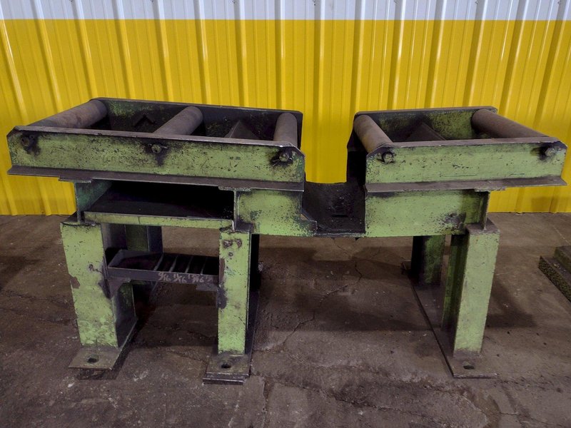 20’ X 20” HEAVY DUTY ROLLER CONVEYOR, (4) SECTIONS: STOCK 18710