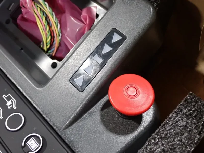 CATERPILLAR CONTROL MODULE   -  551-6330
