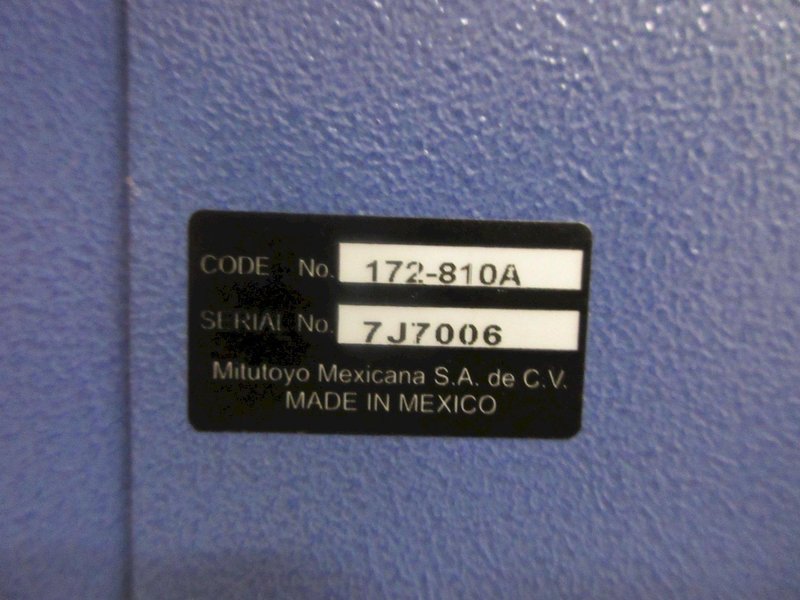 Mitutoyo Model PH-A14 Optical Comparator with KA-12 Counter DRO- Auction Item