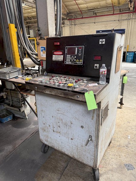 440 TON CLEARING NIAGARA SC2-400-120-60 STRAIGHT SIDE DOUBLE CRANK PRESS(NEW IN 1998) STOCK # 0328626
