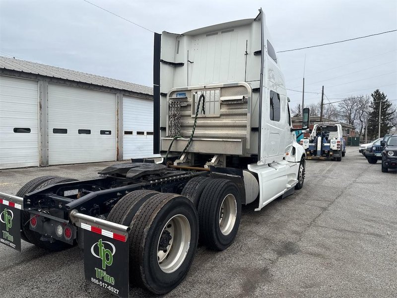 2023 International LT62F 3HSDZAPR2PN493299