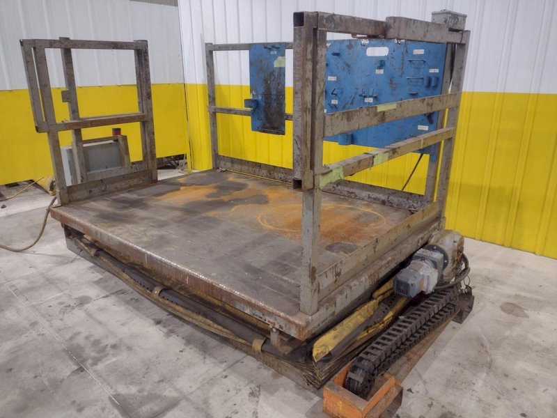 1,000 LB AMERICAN LIFTS MODEL T1-60-040 ELECTRIC PLAFORM LIFT: STOCK #20584