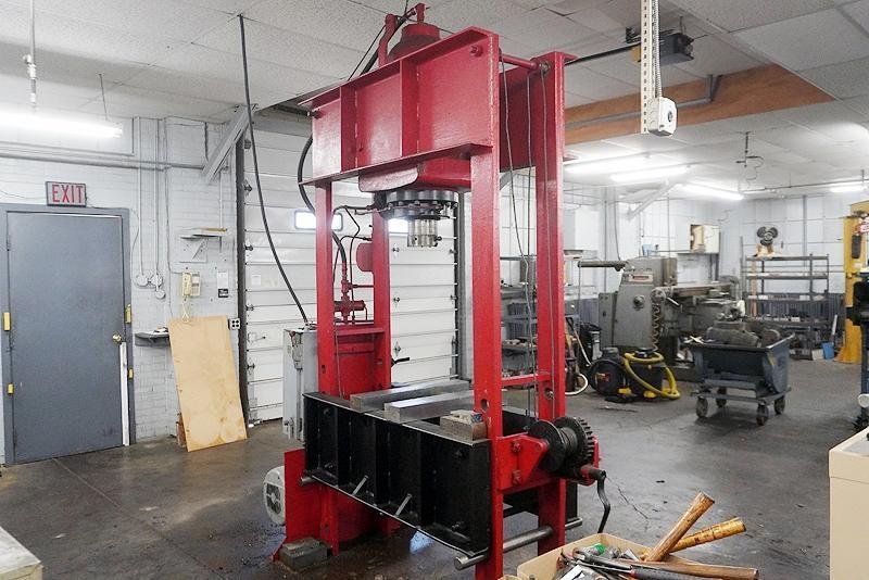 150 TON KR WILSON MODEL #37KAA-150DA-1P H-FRAME PRESS: YOBRO #25926