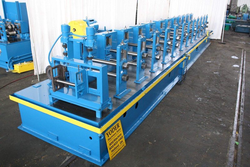 12 STAND X 2.5&#039; X 24&#039; BRADBURY ROLLFORMER: STOCK #64205