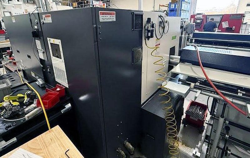 2018 Okuma GENOS L300-M-e CNC Lathe w/ Bar Feeder