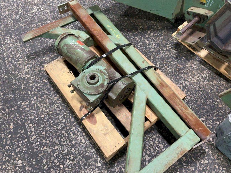 DISA-GOFF 22” DIAMETER, 4 CHAMBERS BLAST MACHINE   -  72MT
