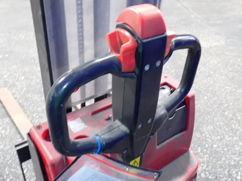 DAYTON ELECTRIC 2,200 LBS ELECTRIC STACKER  -  21XU84
