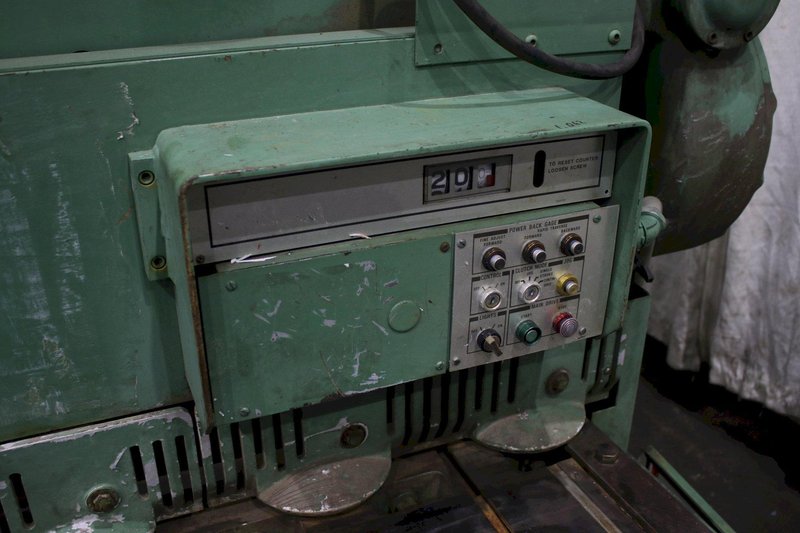 10&#039; X 1/4&quot; CINCINNATI POWER SQUARING SHEAR: STOCK #76284