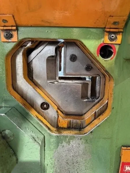 PEDDINGHAUS 50 Peddiworker 50 Ton Hydraulic Ironworker#7568