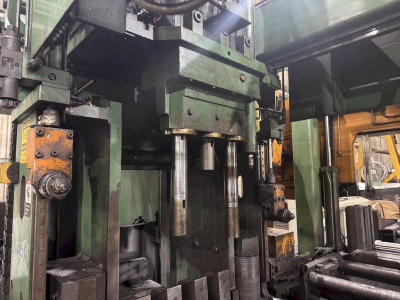 PEDDINGHAUS BDL-1250/9 DRILL LINE WITH GERNETTI ROBERTO SAW. STOCK # 1213525