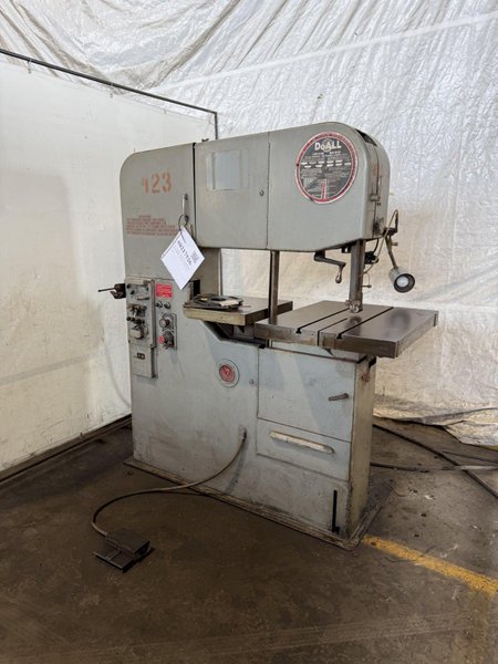 36" DOALL 3612-H VERTICAL BANDSAW. STOCK # 0217526.