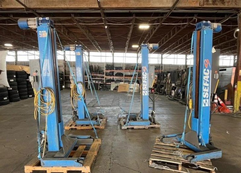 (4) 18,000 LBS SEFAC MODEL PMZ-72 HEAVY DUTY MOBILE COLUMN VEHICLE LIFTS / JACKS: YOBRO #26134