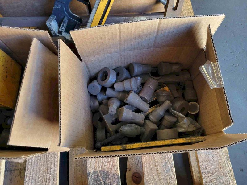 121 Ton Geka Hydracrop  110 Ironworker- Tooling Included