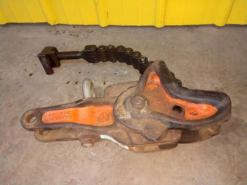 4" TO 24" PETOL GEARENCH MODEL #U118-116H HYDRA-TORK HYDRAULIC BREAK OUT PIPE WRENCH MACHINE: YOBRO #25674