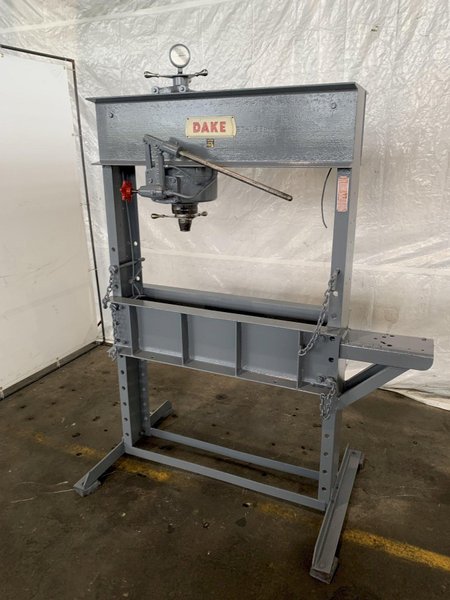 75 TON DAKE 75H HAND OPERATED HYDRAULIC PRESS. 0523723
