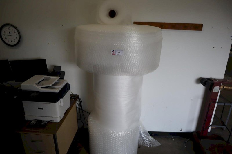 Packaging Materials, 1' &amp; 2' Bubble Wrap, 32" Foam Roll- Auction Item