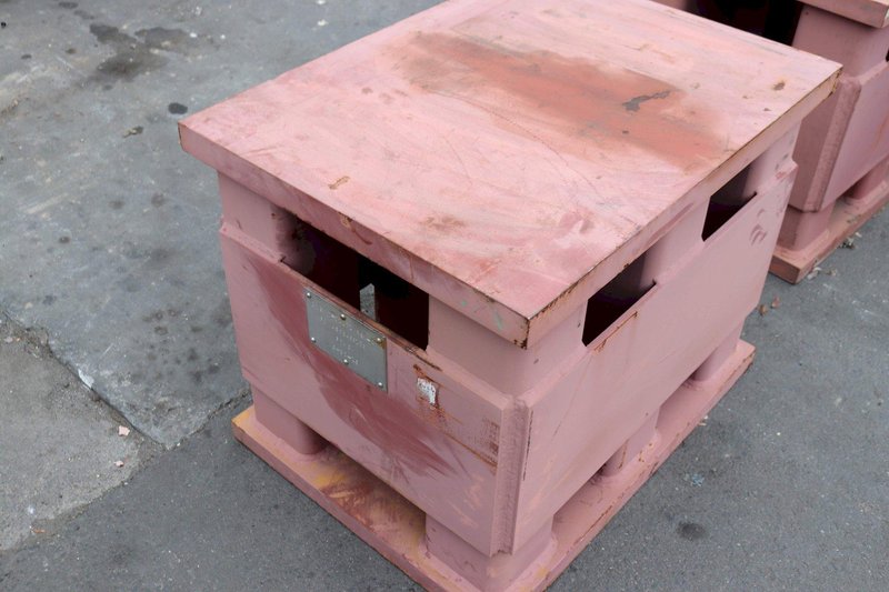 SET OF TWO CUSTOM 32&#039; X 24&#039; STEEL RISER BLOCKS:  STOCK #72536