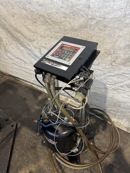 UNIST SPR-2000 LUBRICATION SPRAY ROLLER. STOCK # 0885225