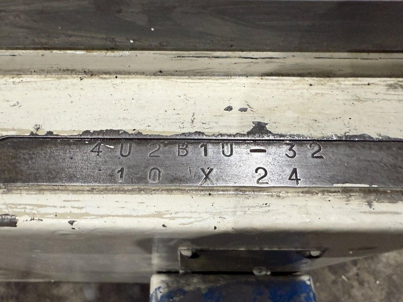 10&quot; X 24&quot; CINCINNATI MODEL 10X24 UNIVERSAL CYLINDRICAL GRINDER: YOBRO #24256