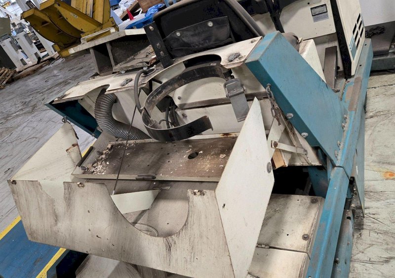 TENNANT POWERSCRUBBER 527 FLOOR SCRUBBER USED POWERS