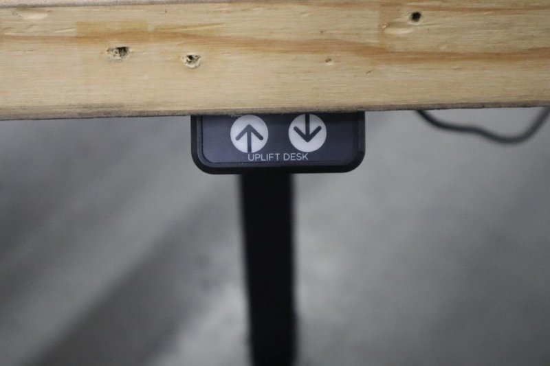 Adjustable Height Electric Lift Work Bench on Casters- Auction Item