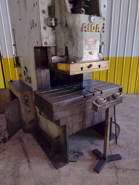 165 TON AIDA MODEL #PC-15(2) MECHANICAL CRANK GAP FRAME PRESS 7.87" STROKE : YOBRO #25991