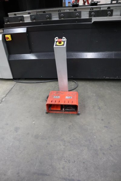 Amada HG 1303 CNC Hydraulic Press Brake, 143 Ton x 112.4", Down-Acting, AMNC 3i Control, 6-Axis BG, Curtains