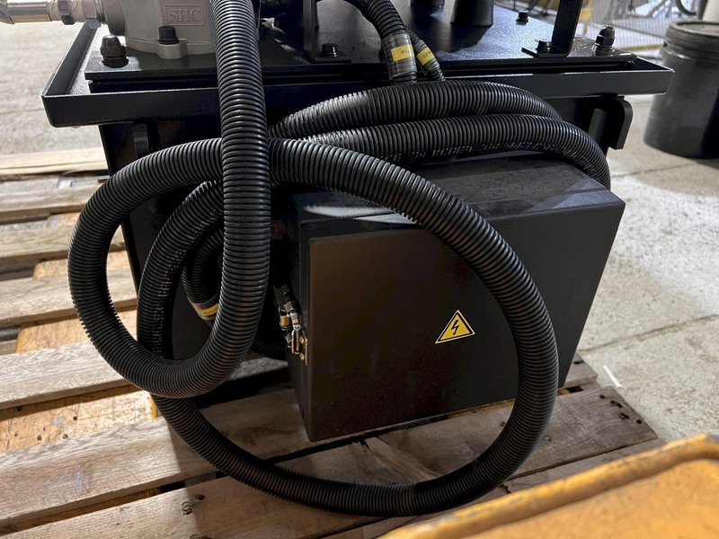 Hydtec MV0127-000086 CNC Hydraulic Power Unit w/ Higen Pump | 14 L/min @ 60Hz | From Doosan HMC