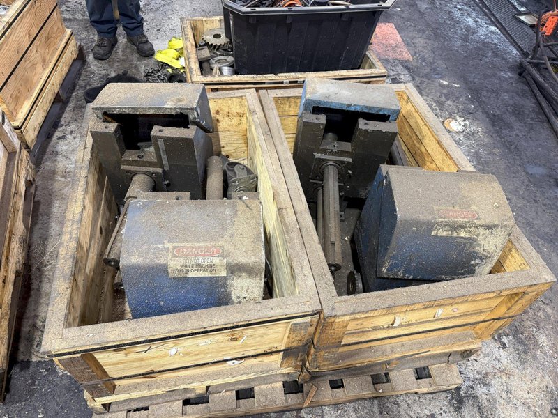 2" YODER M2 ROLLFORMER HEADS, SHAFTS &amp; PARTS: YOBRO #24695