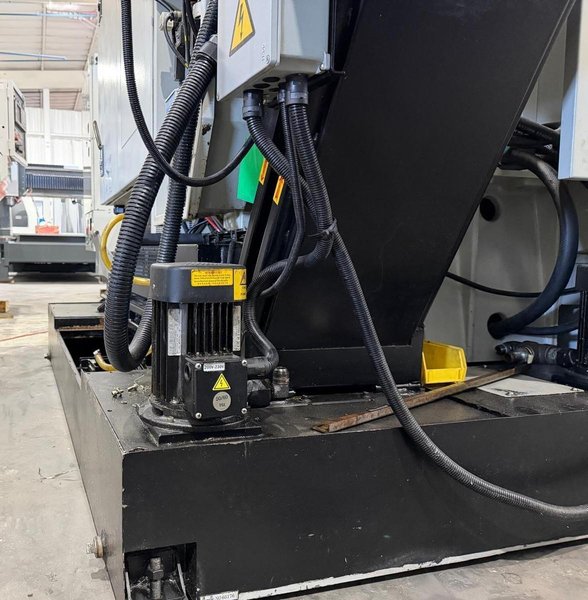 Quaser MV184C/12C CNC Vertical Machining Center – TSC, 12,000 RPM Mill