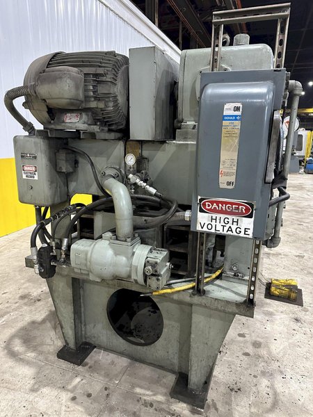 200 TON BEATTY HYDRAULIC BULLDOZER TYPE HORIZONTAL PRESS: STOCK #20538
