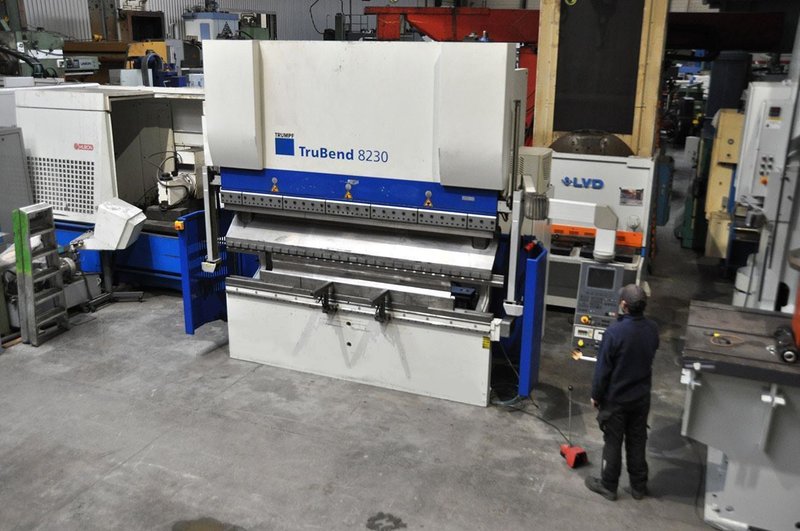 Trumpf trumabend - 230 ton x 3050 mm CNC