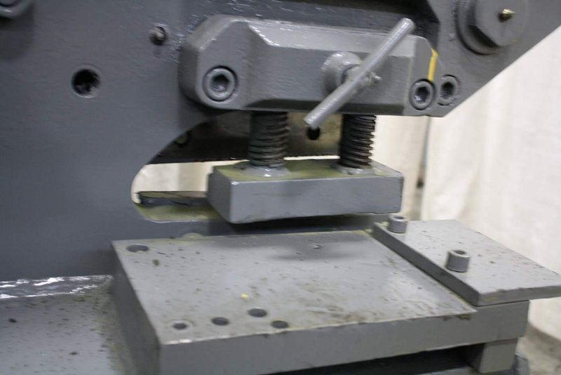 105 TON PEDDINGHAUS MODEL SUPER 210 IRONWORKER: STOCK #67814