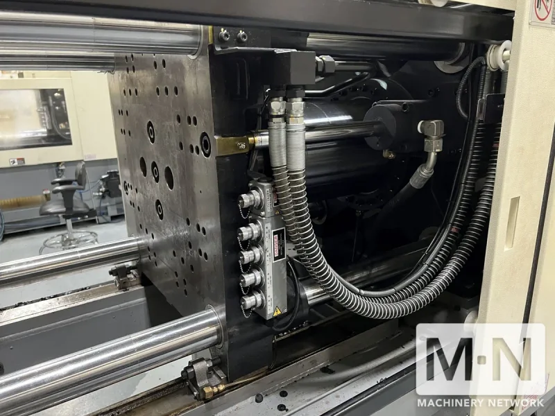 121 TON 3.4 OZ NISSEI MODEL FNX110III-12A INJECTION MOLDING MACHINE MFG 2018