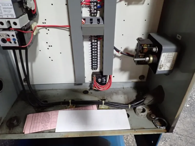 30 HP AIR COMPRESSOR   -  97835H