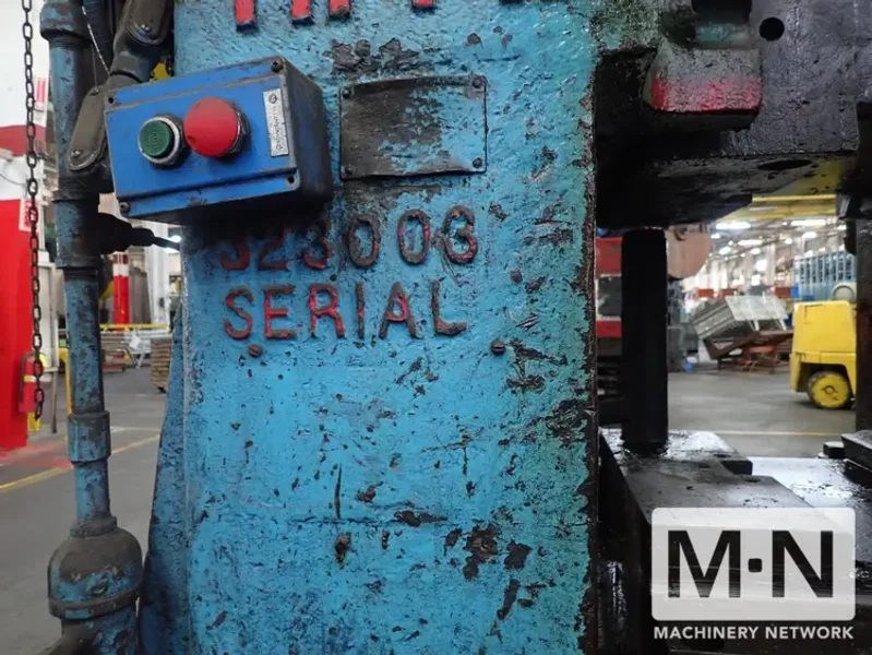 1300 Ton National Maxipress Foundry Machine