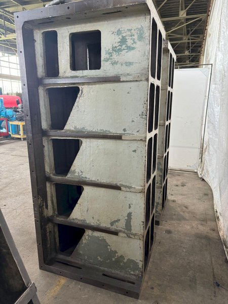 36&quot; W X 93&quot; T X 42&quot; D BOX TYPE ANGLE PLATES. STOCK # 0630821