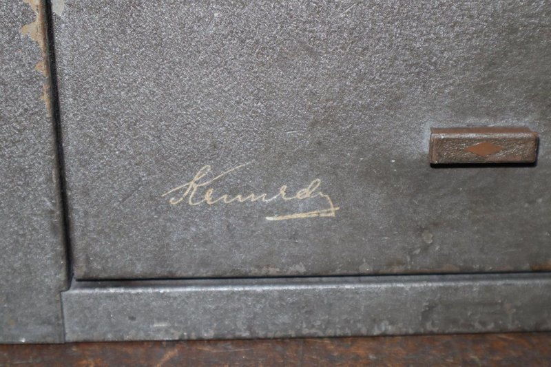 Kennedy Tool Box, 2-Drawers, Contents- Auction Item
