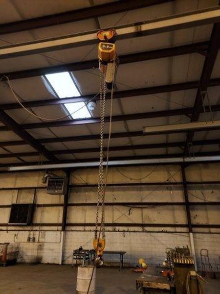 2 TON JET ELECTRIC CHAIN HOIST WITH TROLLEY: STOCK #78176