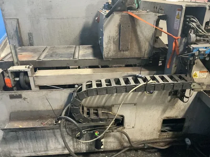 BEHRINGER 30” HORIZONTAL BAND SAW   -  HBP310/403GA