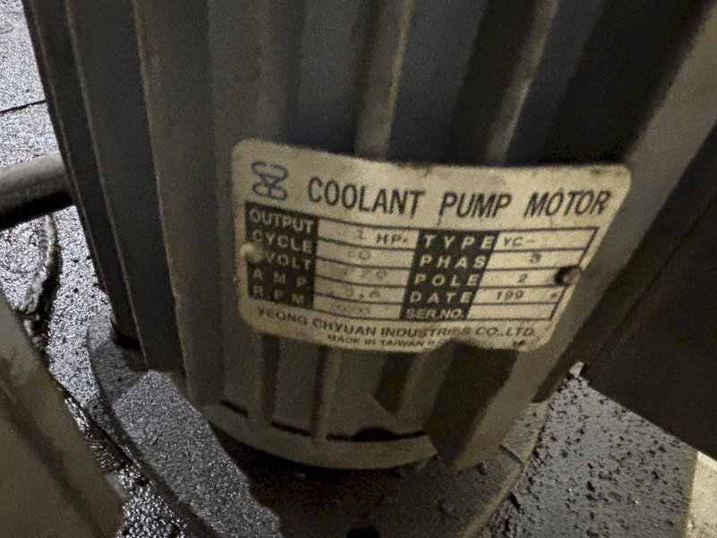 16&quot; X 24&quot; X 20&quot; HURCO MODEL BMC2416/DSM VERTICAL CNC MACHINING CENTER: STOCK #22461